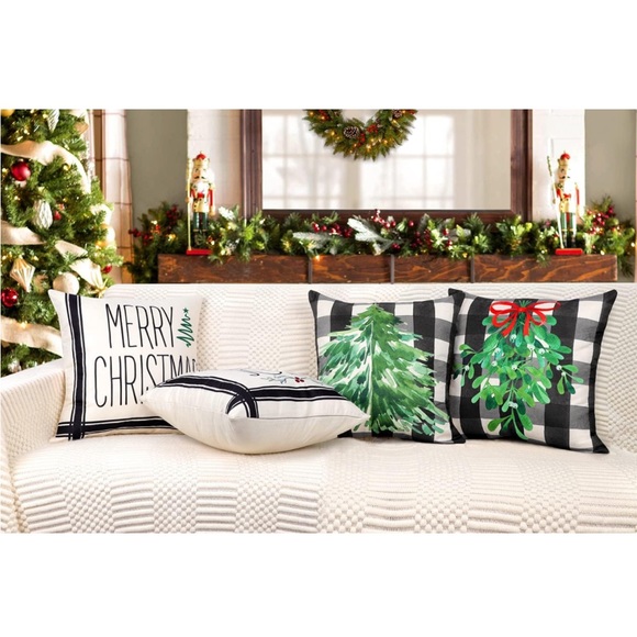 Set of 4 Christmas Pillow Covers 18x18 - Picture 5 of 5